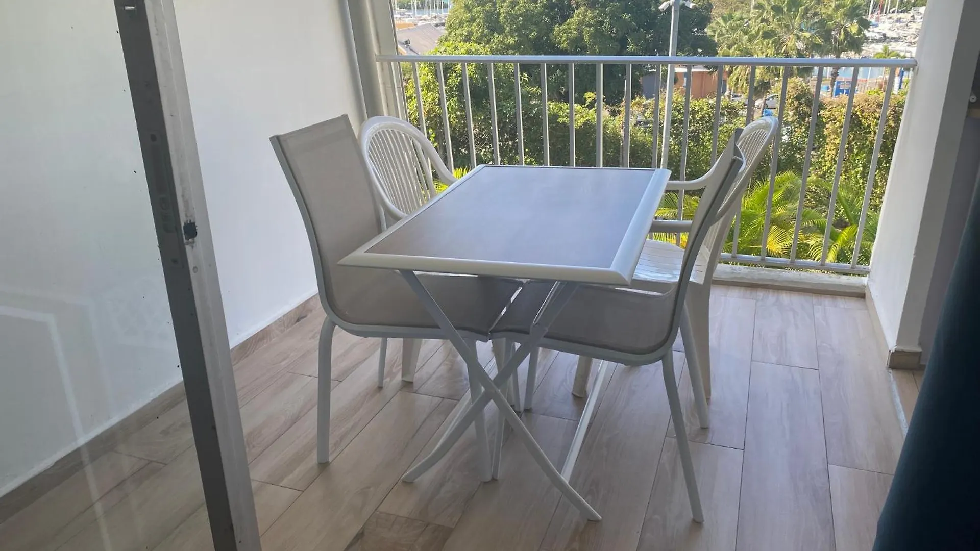 Apartment Studio Moderne Marina Du Gosier Le Gosier  Guadeloupe
